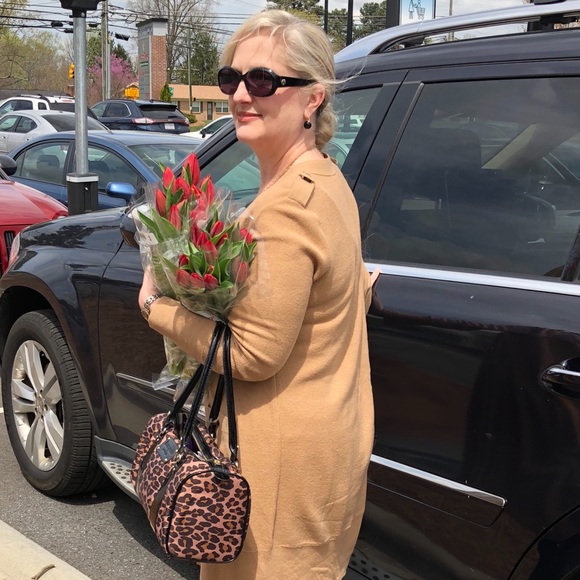 Meet your Posher, Susan - Picture 9 of 13